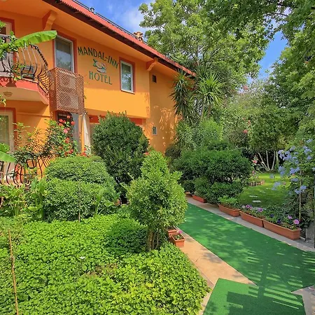 ホテル Mandalinn ダルヤン