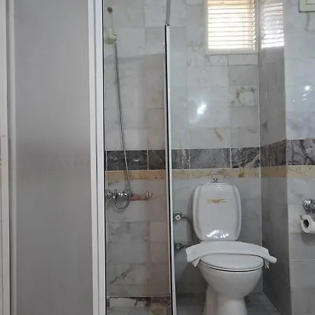 ホテル Mandalinn 3*