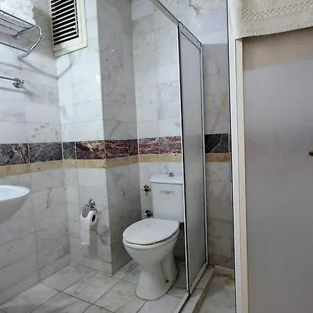 Mandalinn فندق 3*