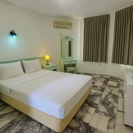 Mandalinn Hotel 3*