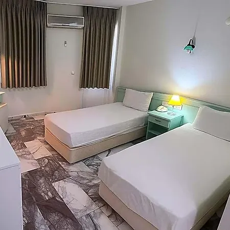 Mandalinn 3*
