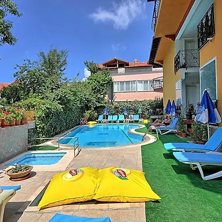 Mandalinn Hotel