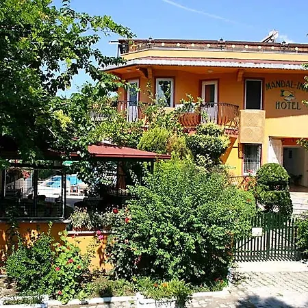 Mandalinn Hotel