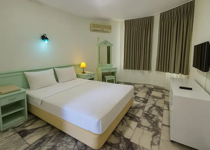 Mandalinn Hotel 3*